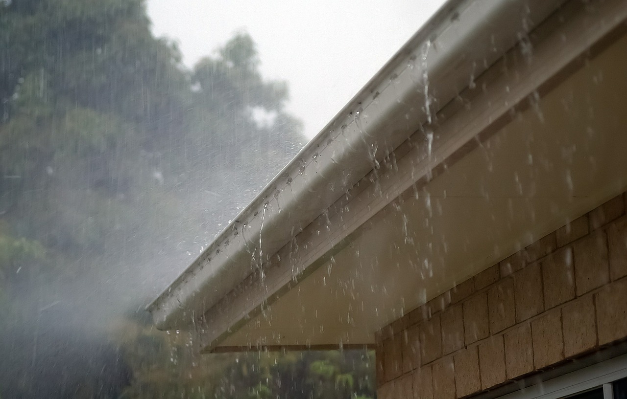 How do gutters work?