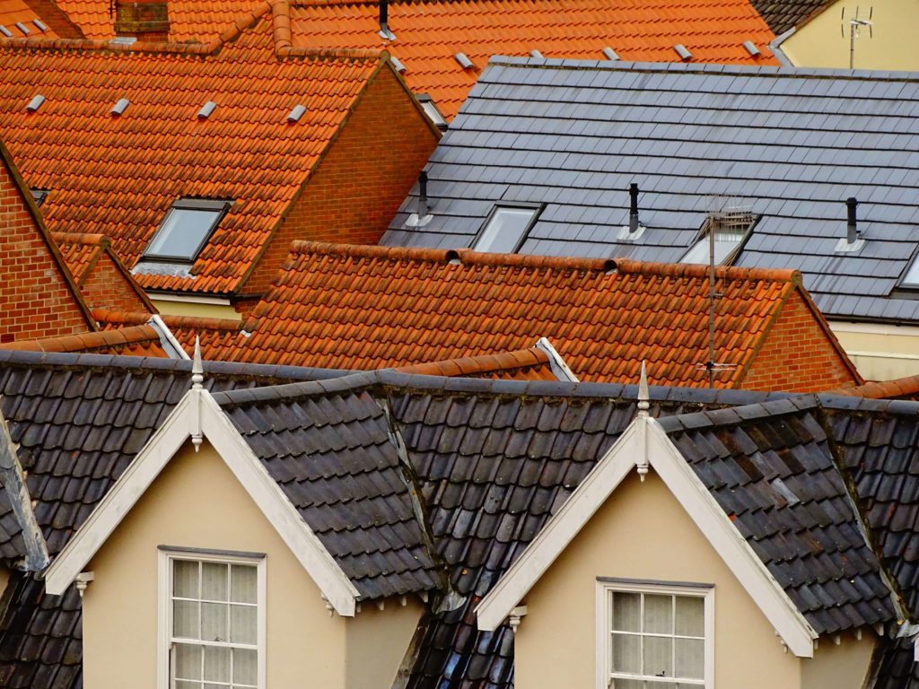 houses with different shingle styles